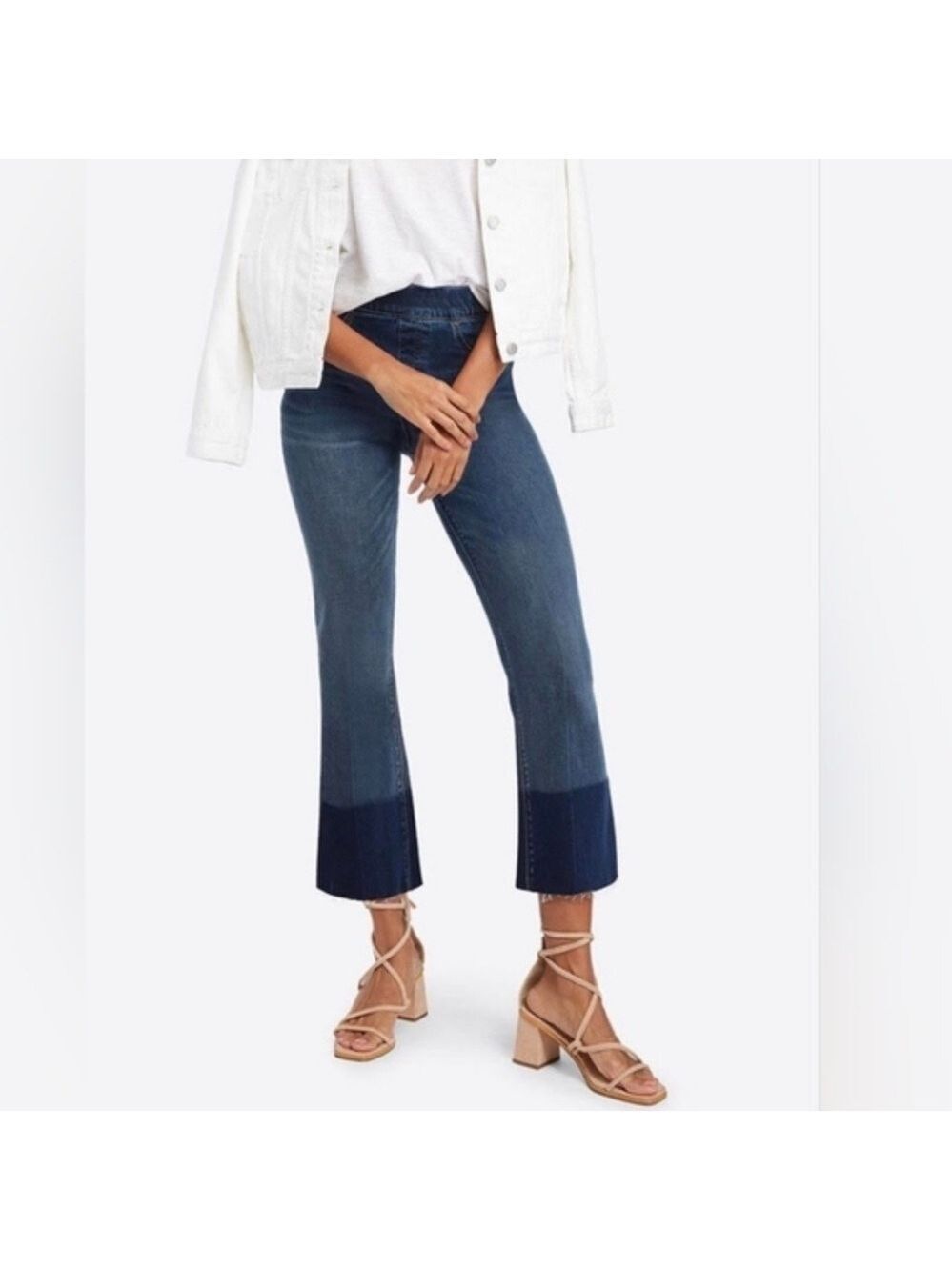 Spanx Cropped Flare Raw Hem Slimming Jeans Size Small